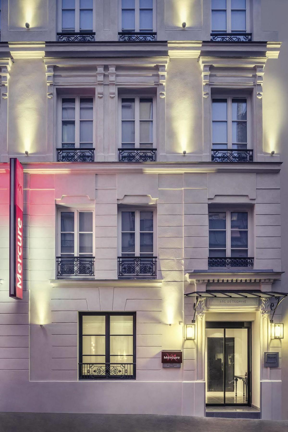 Mercure Paris Arc De Triomphe Wagram Екстер'єр фото